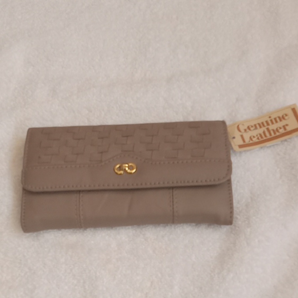 Elegant Taupe Color Leather Women's Clutch